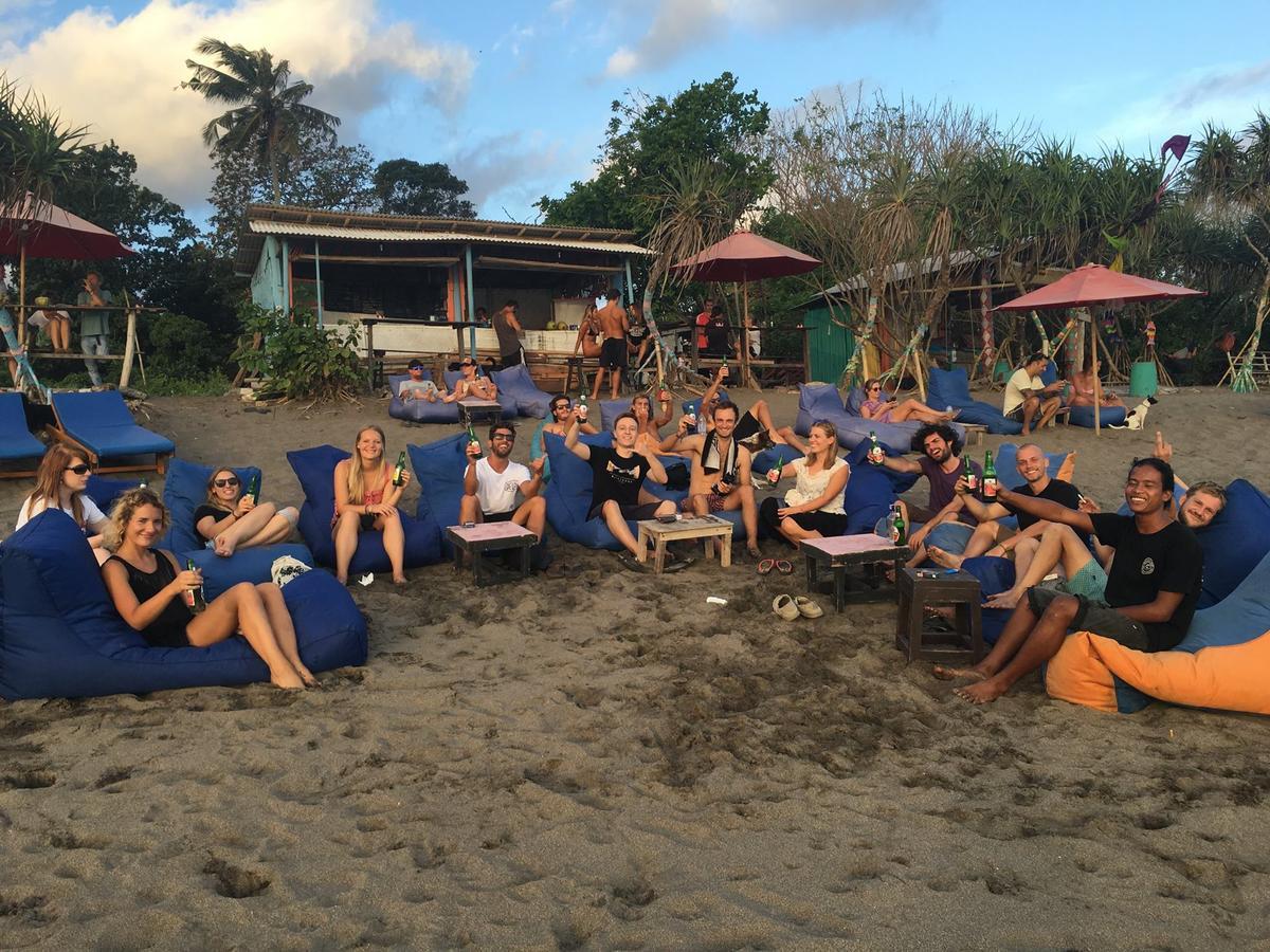 Canggu Surf Hostel المظهر الخارجي الصورة