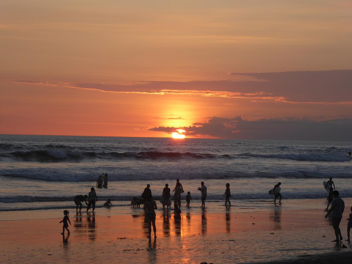 Canggu Surf Hostel المظهر الخارجي الصورة