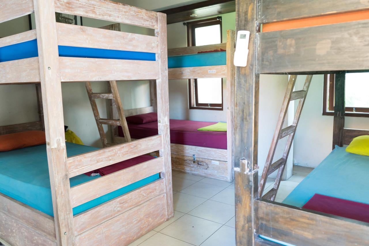 Canggu Surf Hostel المظهر الخارجي الصورة