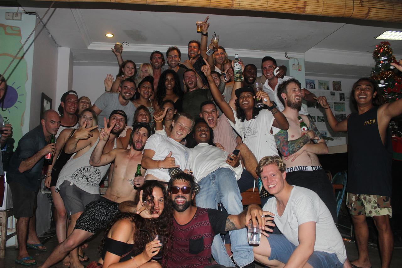 Canggu Surf Hostel المظهر الخارجي الصورة