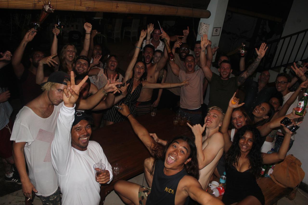 Canggu Surf Hostel المظهر الخارجي الصورة
