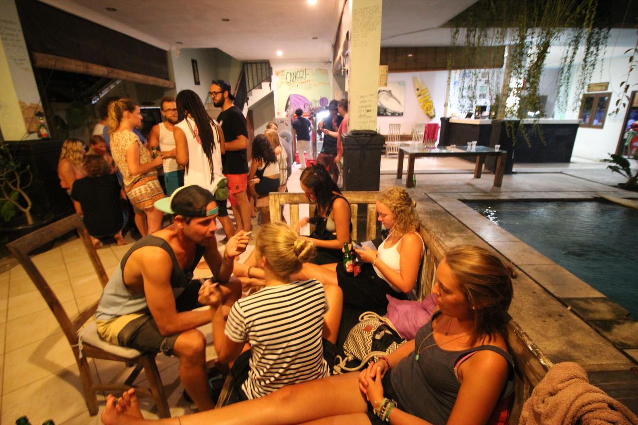 Canggu Surf Hostel المظهر الخارجي الصورة